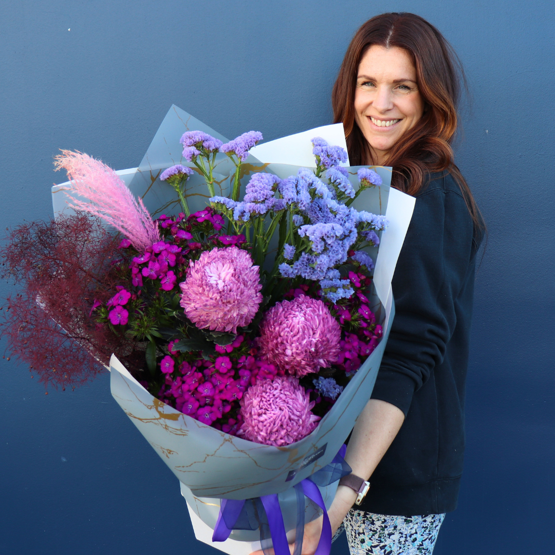 BEST BUY | Plum Perfect - FREE Portable Vase!