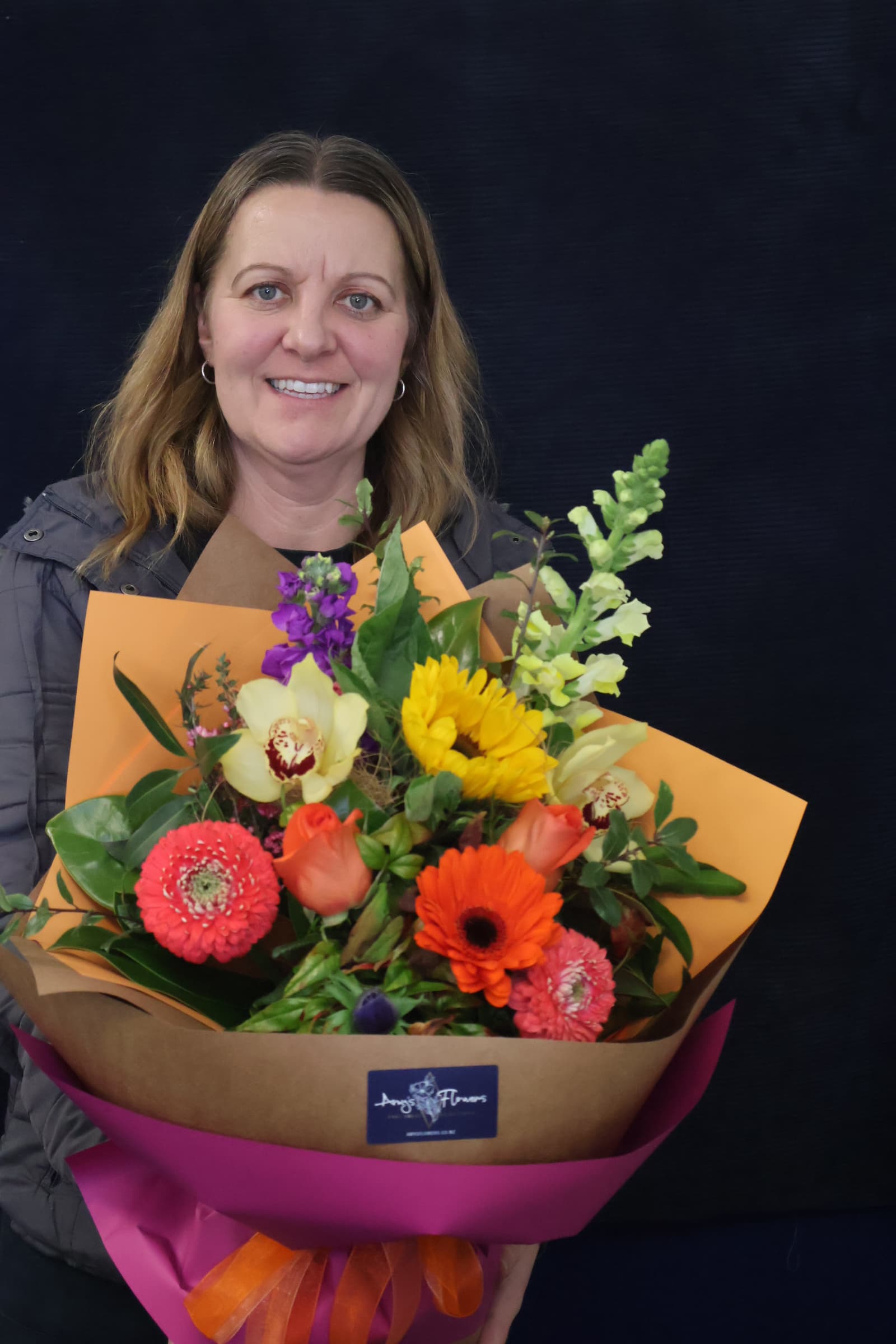Real Florist Choice Portable Vase order made by Amy's Flowers