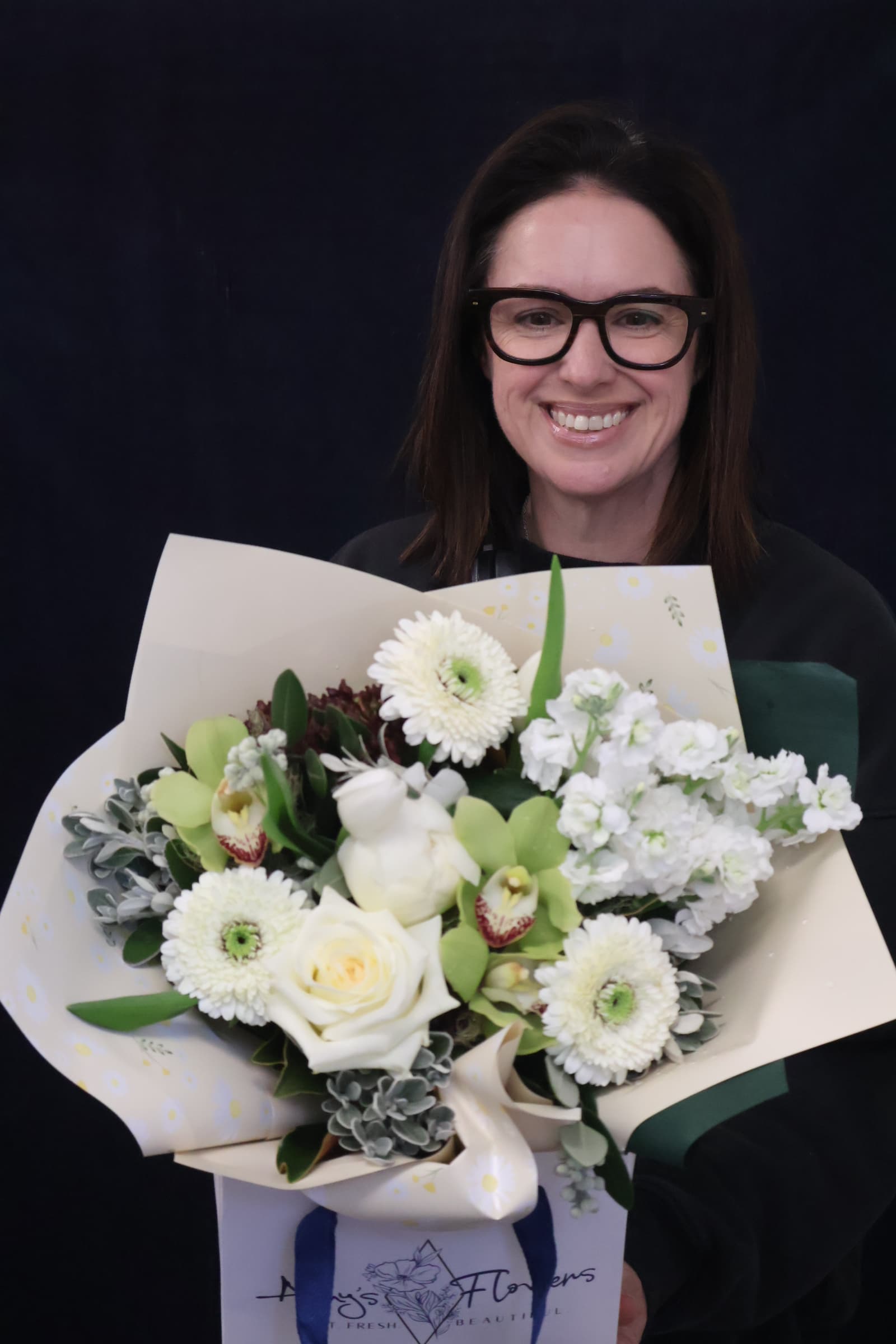 Real Bouquet | Classically Yours order made by Amy's Flowers