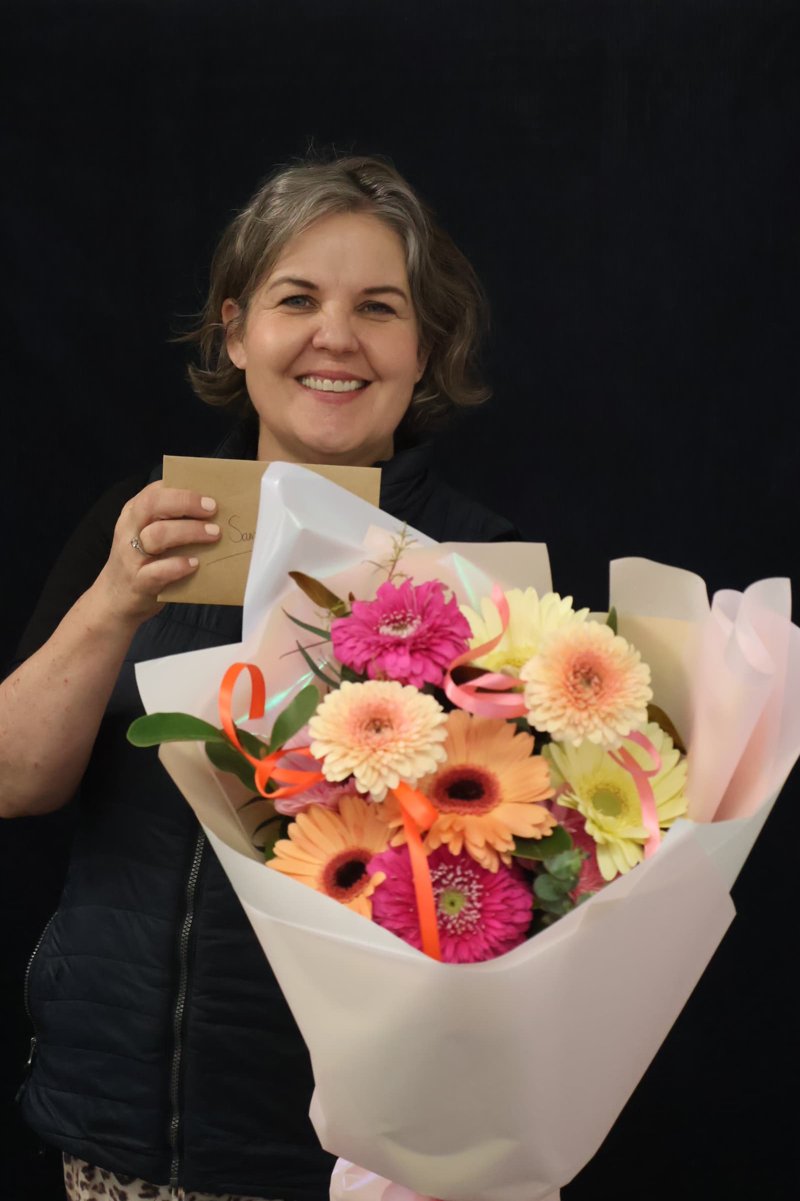Real BEST BUY  | Daisy Chain order made by Amy's Flowers